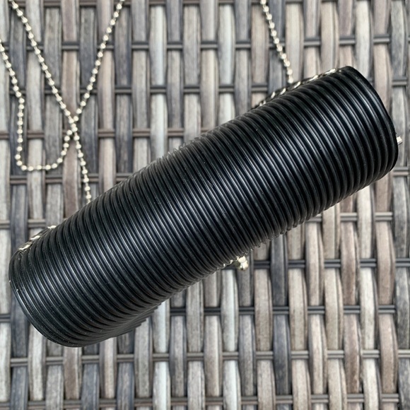 UPCYCLED Rubber Crossbody - Picture 9 of 11